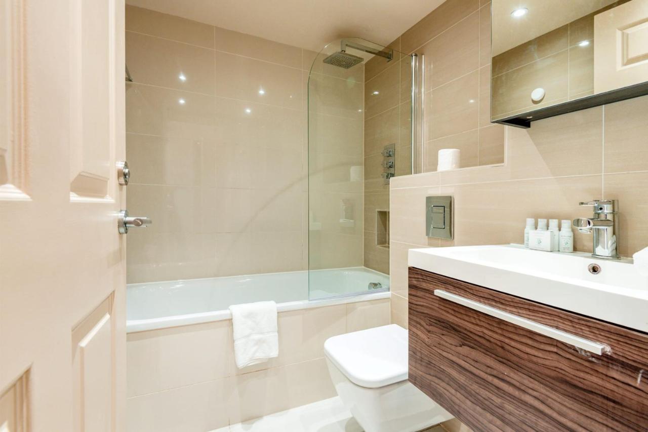 Stunning 3-Bedroom In The Heart Of London With Parking-Hosted By Sweetstay Exterior foto